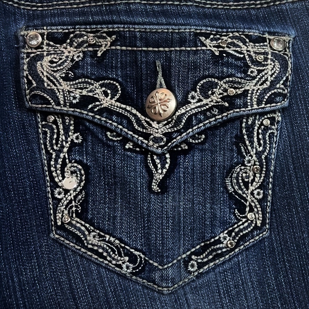 NEW DIRECTIONS "ND Weekend" Straight Leg Bejeweled Embellished Stretch Jeans​​
